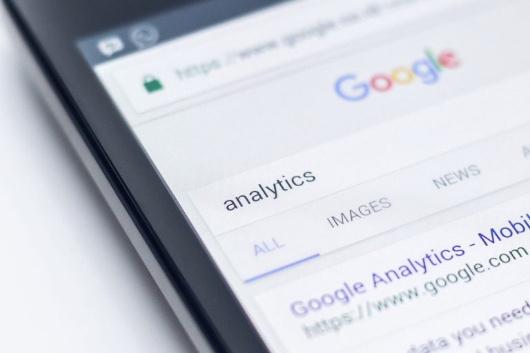 Phone with Google search - keyword analytics